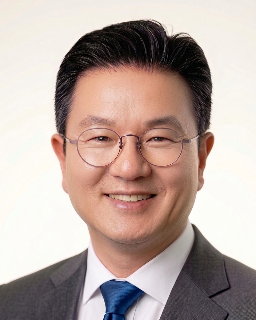 Sungsoo Lee